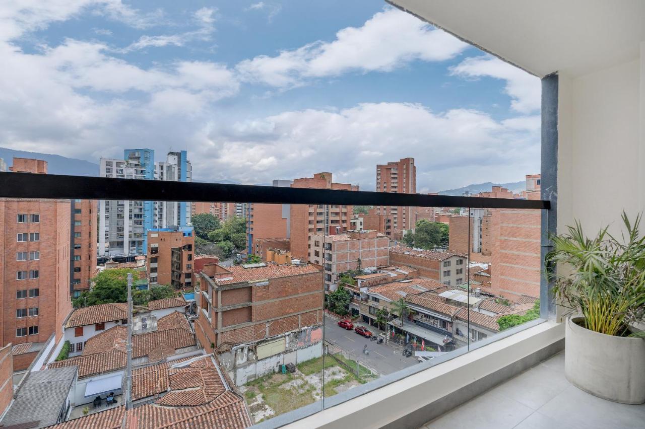 Apartamentos Housy Laureles Medellín Exterior foto
