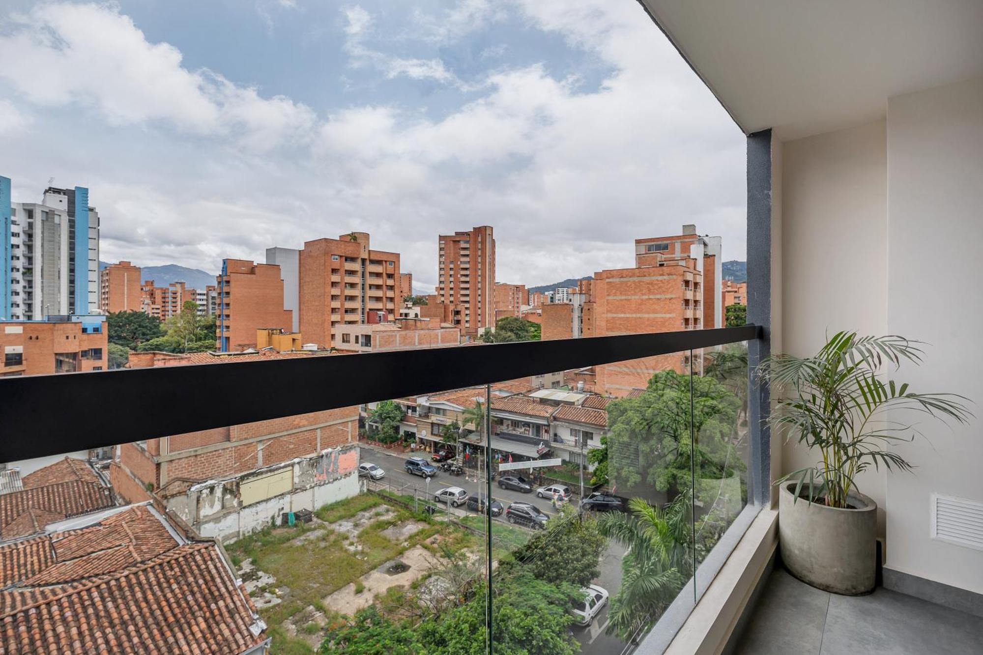 Apartamentos Housy Laureles Medellín Exterior foto